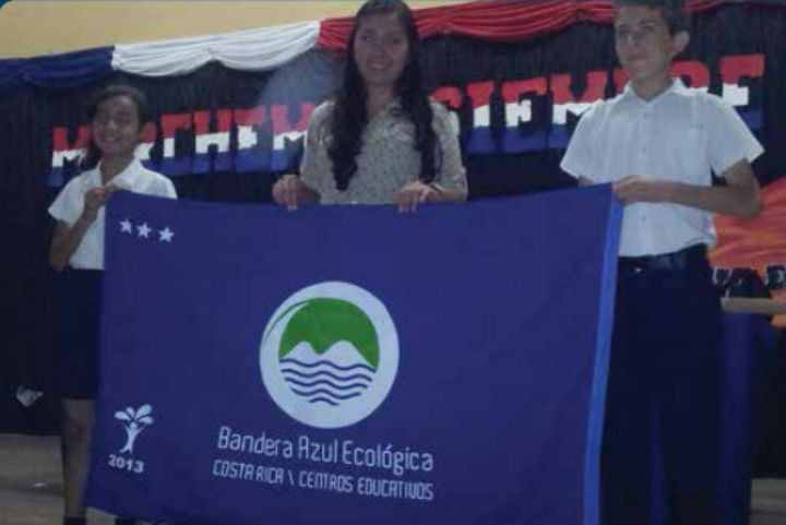 La Fundación promueve un año más el Programa Bandera Azul Ecológica