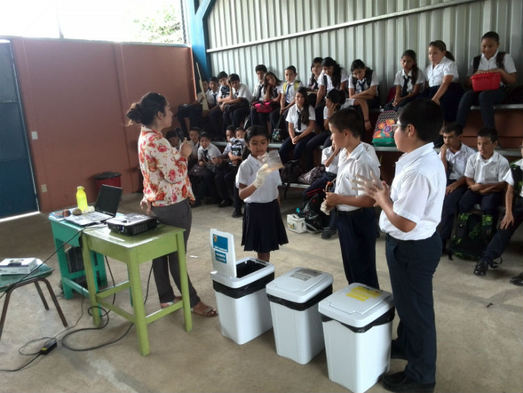 EscJabillos_Charlas EducAmbientalok