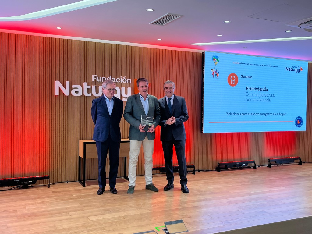 La Asociación Provivienda ha sido reconocida como el mejor proyecto, dotado con 100.000 euros, por su iniciativa ‘Soluciones para el Ahorro Energético en el Hogar’, que persigue mejorar el acceso a la energía de los hogares más vulnerables, reduciendo la pobreza energética.