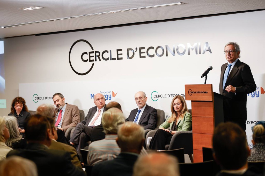 S'estan plantejant mesures amb un pressupost europeu previst de 2 bilions d'euros entre 2028 i 2034, dels quals el 35% anirà a objectius climàtics, segons Klaus-Dieter Borchardt, ex director general d'Energia de la Comissió Europea.